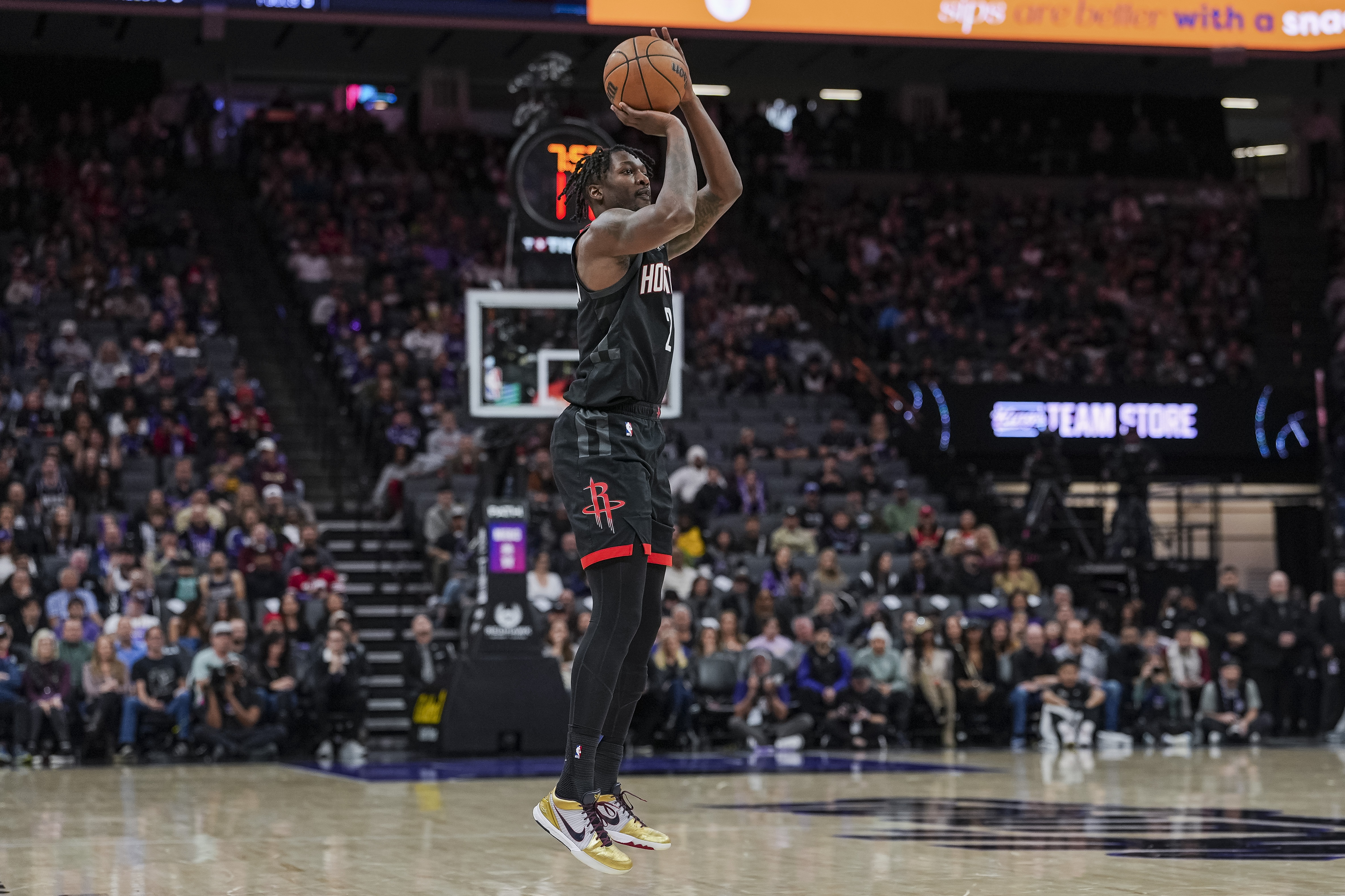 芬尼-史密斯季后赛零出场 自陈脚踝手术恢复期是生涯最大挑战