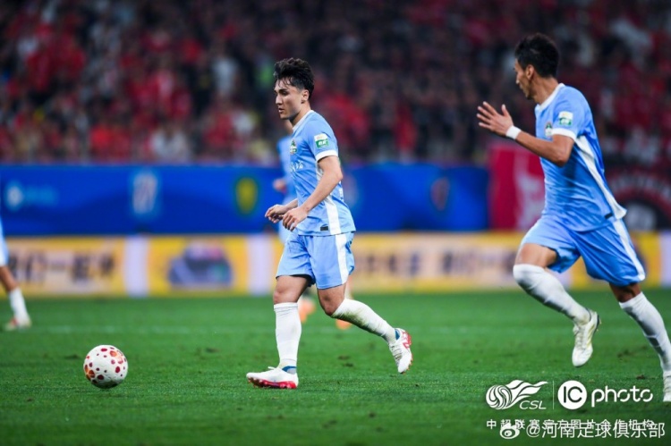 成都蓉城3-0河南，索罗金破门韦世豪拜合拉木建功