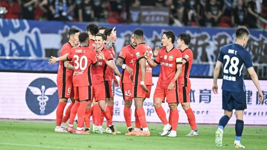 防线中轴尽毁仍客场奏凯 海港2-0三镇靠的不仅是运气
